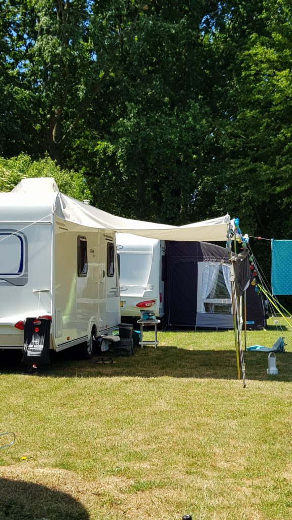 buren op de camping, live camping tv