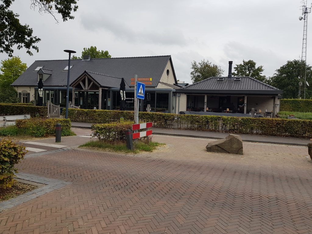 restaurant-bij-camping-TerSpegelt-tegenover-Natuurpoort-TerSpegelt