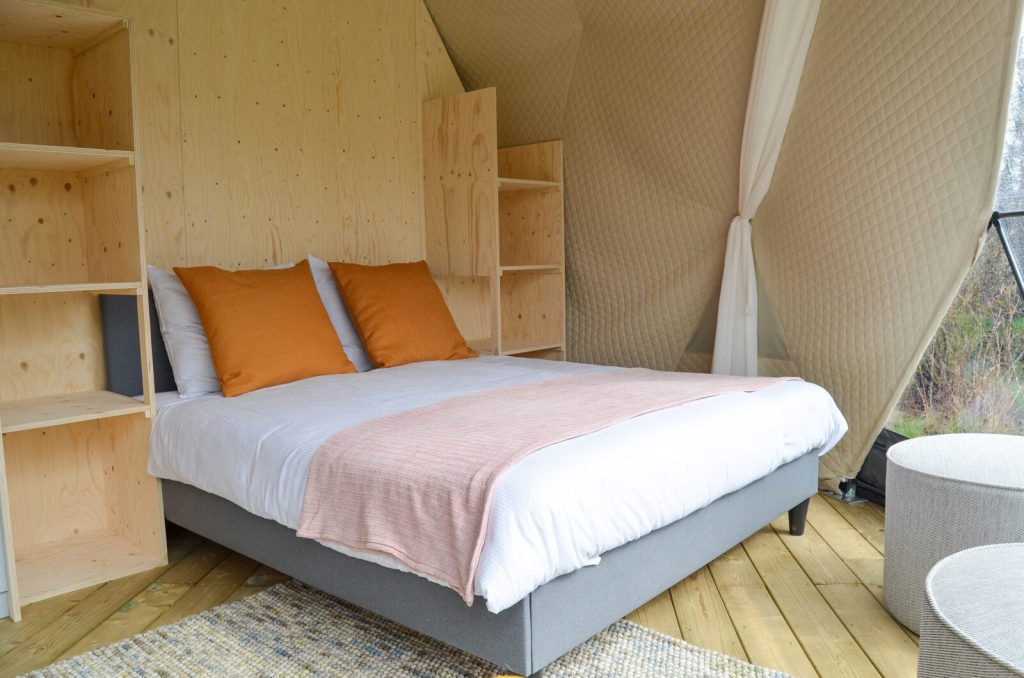 Nieuwe vakantie accommodatie: grote koepeltent op camping Vreehorst in Winterswijk